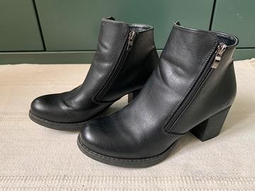 Stivaletti tronchetti neri donna 38
