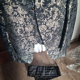 Vestito da uomo