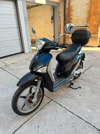 PIAGGIO LIBERTY 50 CC, REVISIONATO E GOMME NUOVE!!