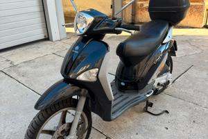 PIAGGIO LIBERTY 50 CC, REVISIONATO E GOMME NUOVE!!