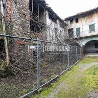 2 rustici piano terra