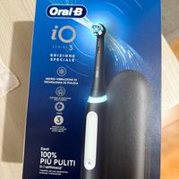 Oral-B Spazzolino Elettrico Ricaricabile  iO 3 (