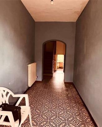Casa indipendente di 260 m² con più di 5 locali e 