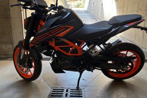 Duke 125
