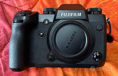 Fujifilm H1 con ottiche