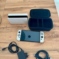 Nintendo switch oled + memory card+ custodia