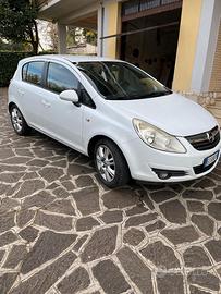 Opel Corsa 1700 dti 130 cv