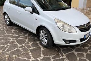 Opel Corsa 1700 dti 130 cv