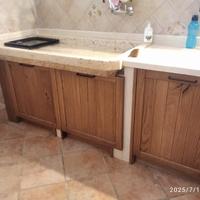 cucina con basi e frontali in rovere (no muretto)