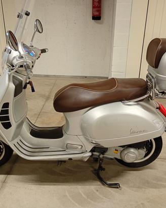 Vespa piaggio 70 edizione limitata 300 cc