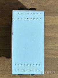interruttore invertitore Btic light N4004