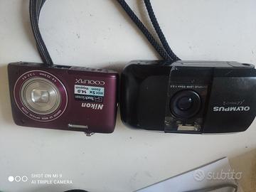 Due macchine fotografiche difettose