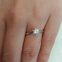 Anello solitario
