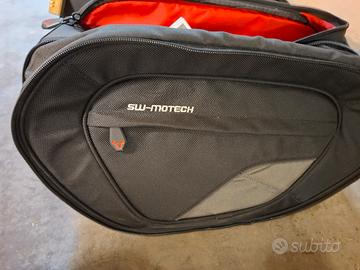 BORSE MORBIDE LATERALI BANDIT 650