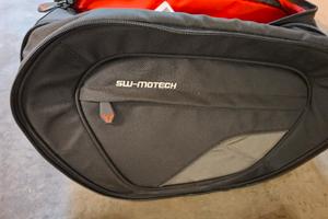 BORSE MORBIDE LATERALI BANDIT 650