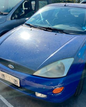 FORD FOCUS per ricambi usati