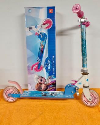 Monopattino Frozen