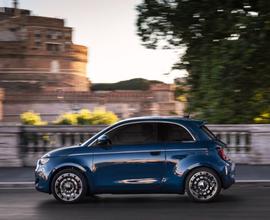 FIAT 500 La Prima Berlina 42 kWh