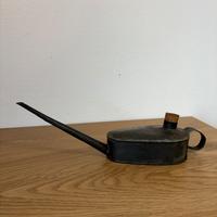 Antico oliatore / oliera in latta da meccanico