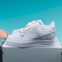 nuovissimo Nike Air Force 1 Low EU 43