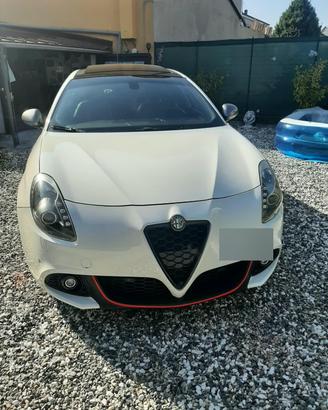 Alfa Romeo Giulietta 1750 tbi quadrifoglio verde 