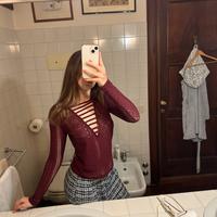 Maglia bordeaux in pizzo