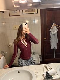 Maglia bordeaux in pizzo