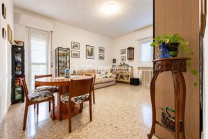 QUADRILOCALE DI 100 MQ AL 7° PIANO CON BALCONE