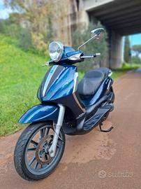 PIAGGIO BEVERLY 300 TOURER