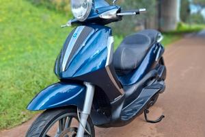 PIAGGIO BEVERLY 300 TOURER