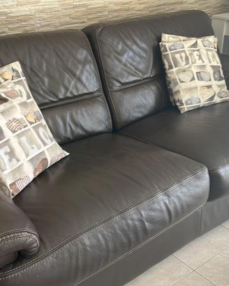 Divano letto in pelle