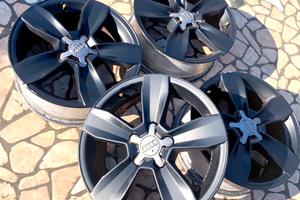 Cerchi Originai 15 per Audi A1 / Wolkswagen Polo