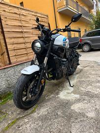 Yamaha xsr700 2023