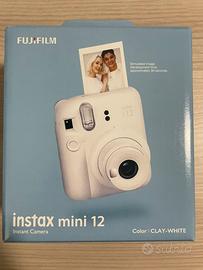 FUJIFILM INSTAX MINI 12