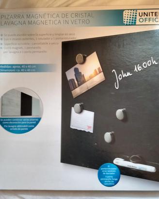 Lavagna magnetica in vetro a parete 40x40