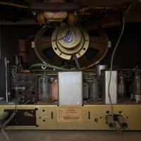 Splendido Radiofonografo a Valvole GRUNDIG 1045