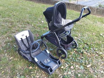 Set Passeggino Ovetto Peg Perego e base per auto