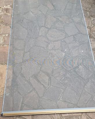 Zanzariera in alluminio avvolgibile