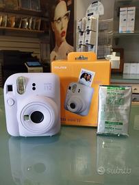 Macchina fotografica instax mini 12