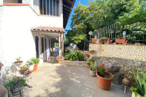 VILLA SINGOLA A AFFILE