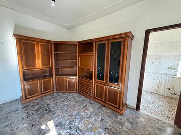 Mobile anni 80/90 in legno