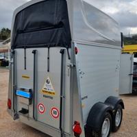 Rimorchio trailer trasporto cavalli