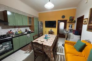 S/indipendente composta da due appartamenti