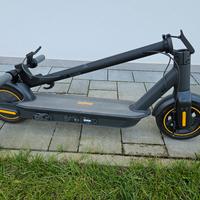 Monopattino elettrico Segway Ninebot G30 max