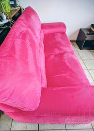 Divano come nuovo marca Chateau d'Ax colore fucsia