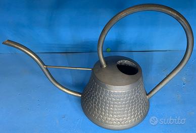 Annaffiatorio in Metallo con Beccuccio Per Cactus