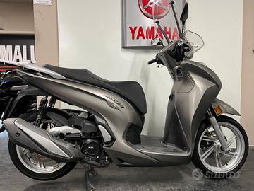 Honda SH 350 i