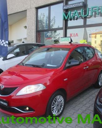 LANCIA Ypsilon 1.2 69 CV 5 porte Gold
