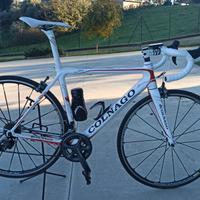 Bicicletta da corsa in carbonio