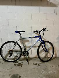 Bici Shockwave XT625
